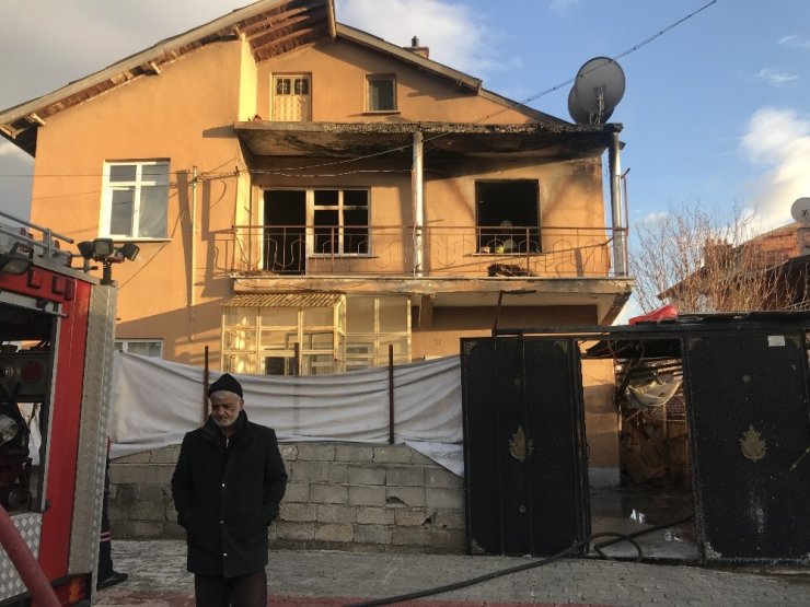 Konya’da evde yangın çıktı: 1 ölü, 1 yaralı