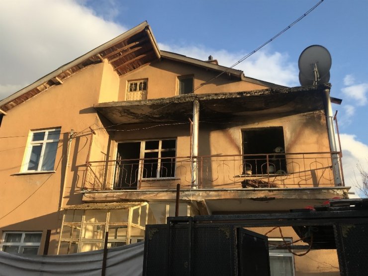 Konya’da evde yangın çıktı: 1 ölü, 1 yaralı