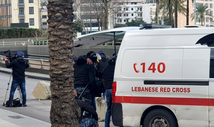 Lübnan'da yeni hükümetin güven oylaması öncesi protestolar sürüyor