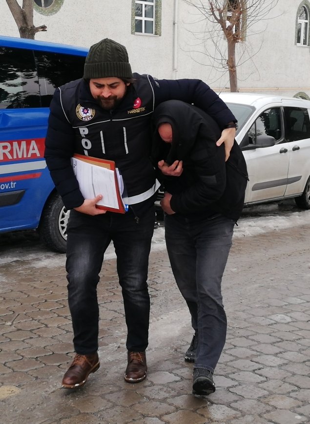 Samsun'da uyuşturucu operasyonunda yakalanan 2 zanlı tutuklandı