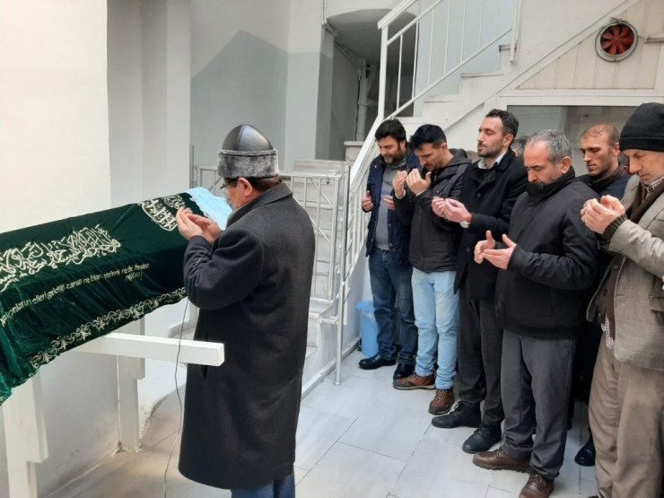Şofbenden sızan gazdan zehirlenen minik Aybüke son yolculuğuna uğurlandı