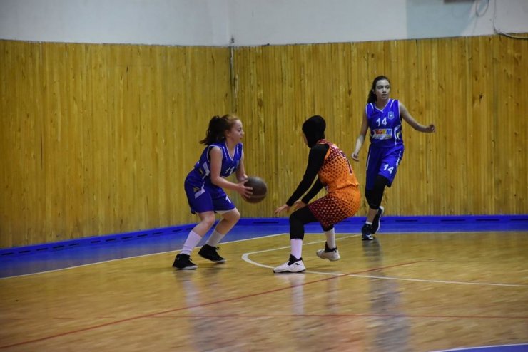 U-14 Bölge Basketbol Şampiyonası başladı