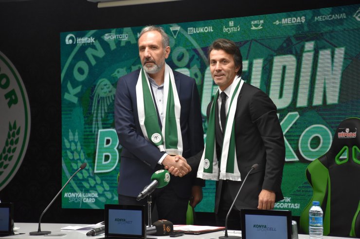 İttifak Holding Konyaspor, Bülent Korkmaz ile 1,5 yıllık sözleşme imzaladı