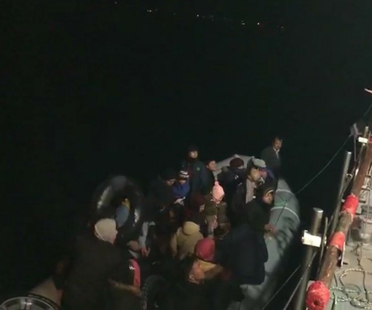 Çanakkale'de 51 düzensiz göçmen yakalandı