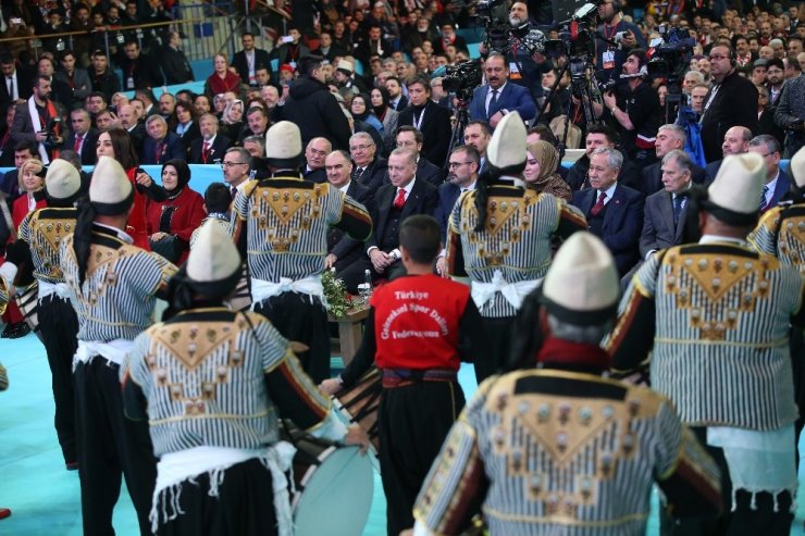 Cumhurbaşkanı Erdoğan: "AB’yi terör karşısında ilkeli bir tutum sergilemeye davet ediyorum"