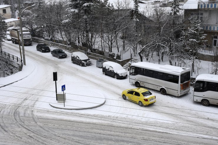 Karadeniz'de 5 ilde 314 yerleşim birimine ulaşılamıyor