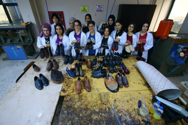 Geleceğin kadın ayakkabıcıları mezun olmadan iş teklifi alıyor