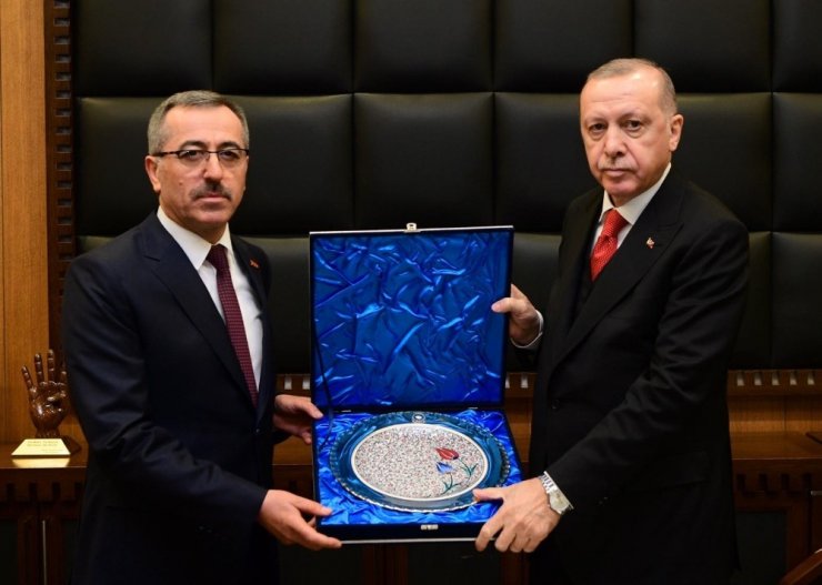 Cumhurbaşkanı Erdoğan, Kahramanmaraş Büyükşehir Belediyesini ziyaret etti