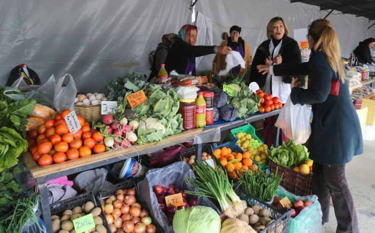 Mezitli’de 650 kadın, ürünlerini doğrudan tüketiciyle buluşturuyor
