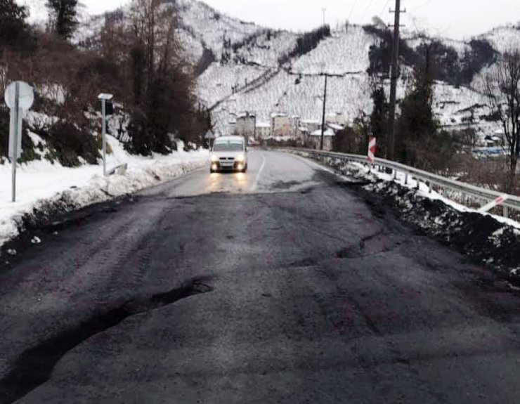 Yalıköy’de heyelan riski