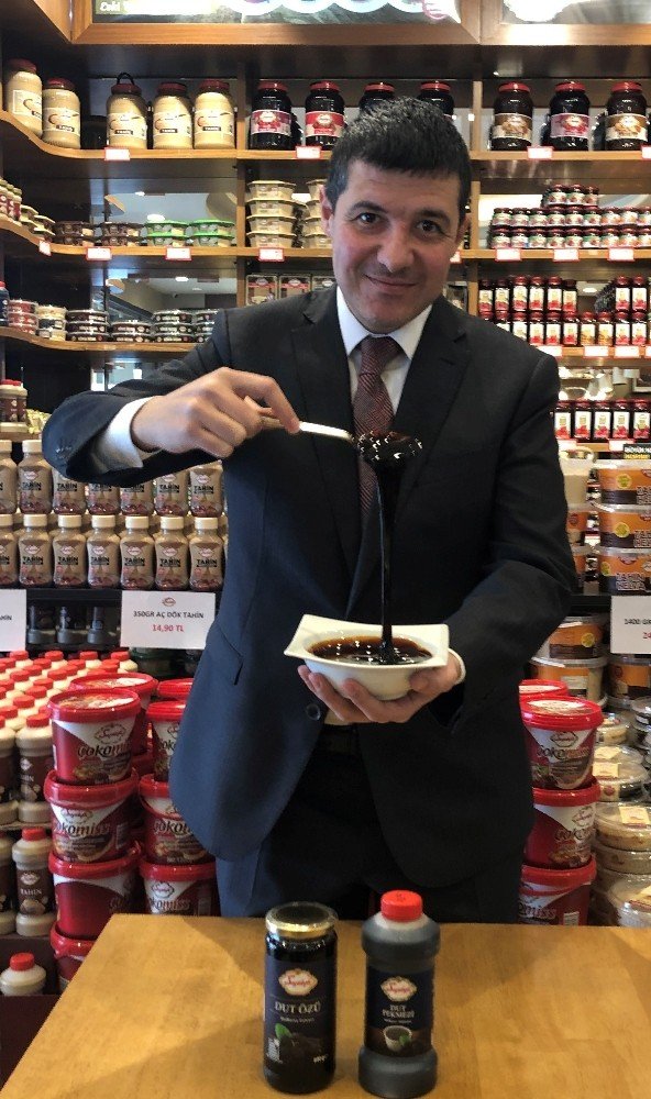 Cumhurbaşkanı Erdoğan’ın dut pekmezi tavsiyesi satışları artırdı