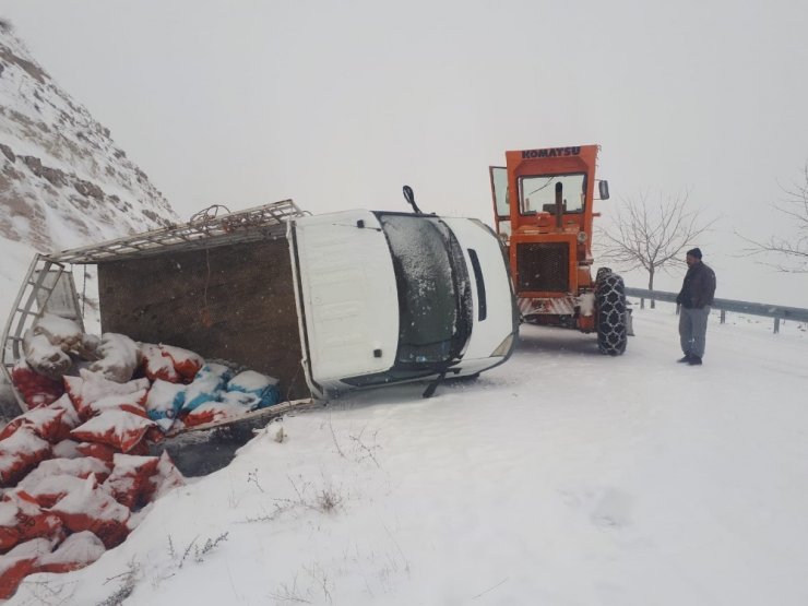 Çemişgezek’te kaza:2 yaralı