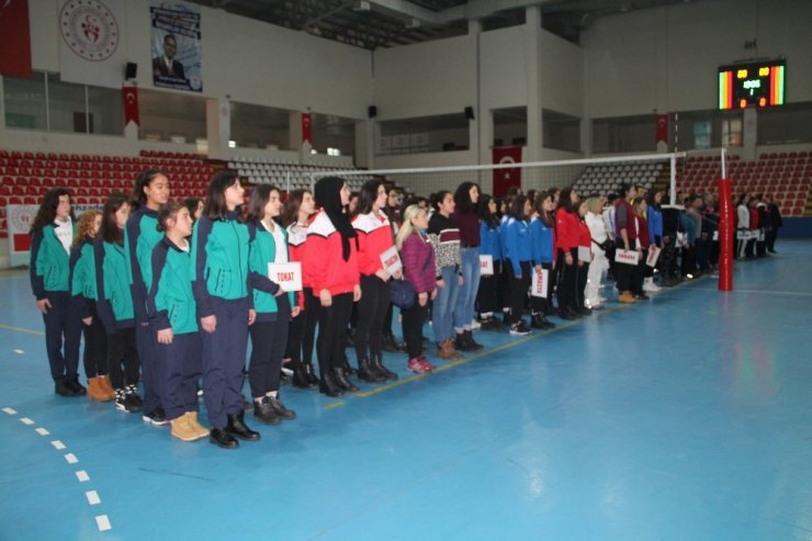 Amasya’da voleybol heyecanı