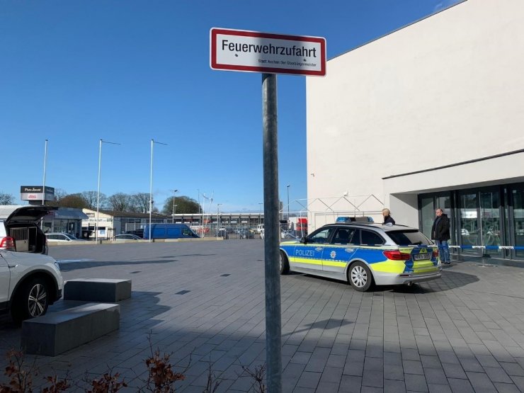 Almanya’da camilere yönelik bomba ihbarı