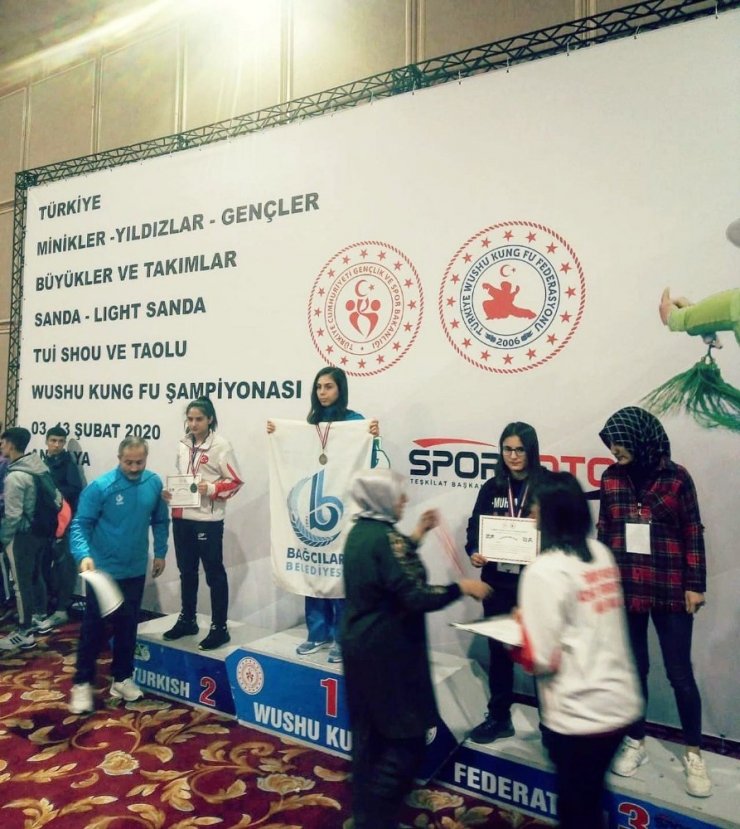 Cizreli milli sporcu Medeni Çelik Avrupa şampiyonu oldu