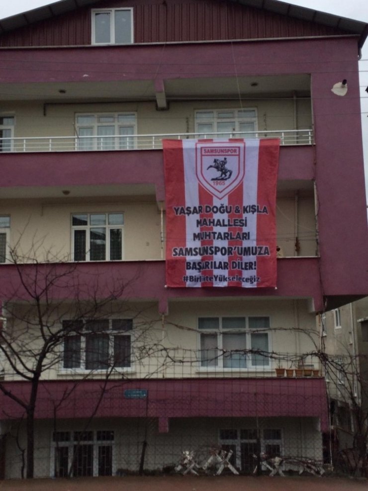İlkadım kırmızı-beyaz