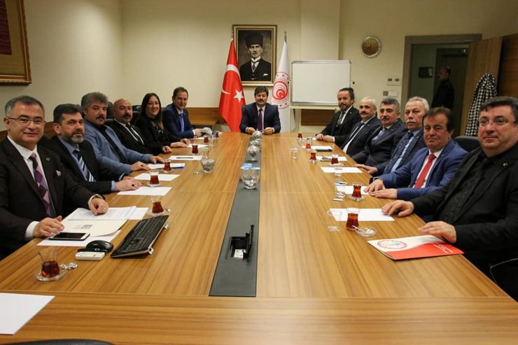 Beypazarı Berberler ve Kuaförler Odası Başkanı Ali Mutlu'dan ziyaret