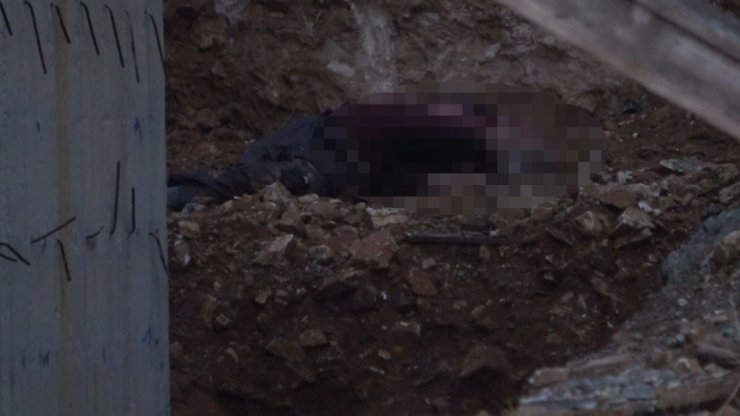Yaşlı adamın cesedi inşaat alanında bulundu