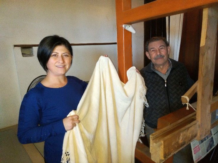 Japonlar Buldan havluları ile kurulanıyor