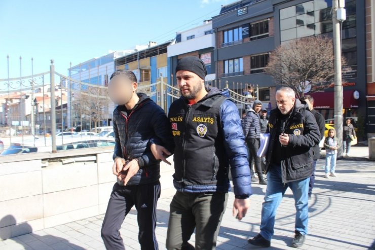 Tepebaşı hırsızları yakalandı