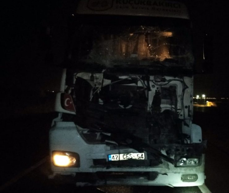 Konya’da tır ile traktör çarpıştı: 1 ölü, 2 yaralı