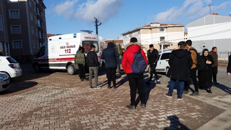 Kulu’da kız öğrenciler arasında kavga: 1 yaralı