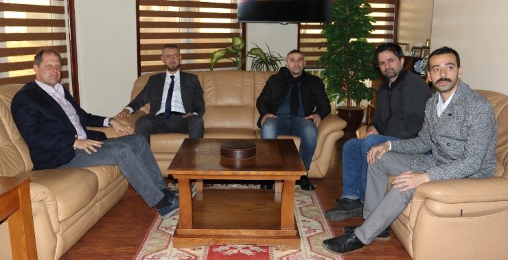 Manisaspor yönetimi destek turunda