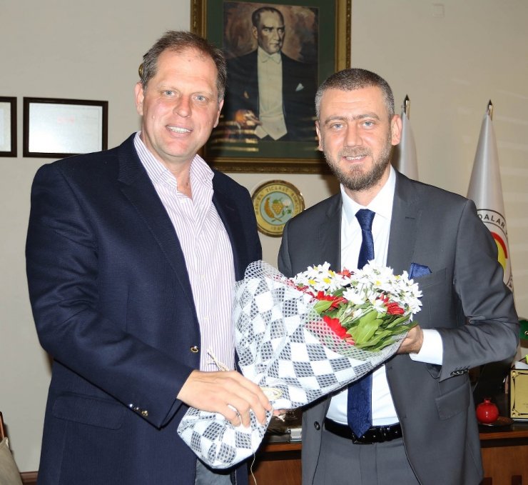 Manisaspor yönetimi destek turunda