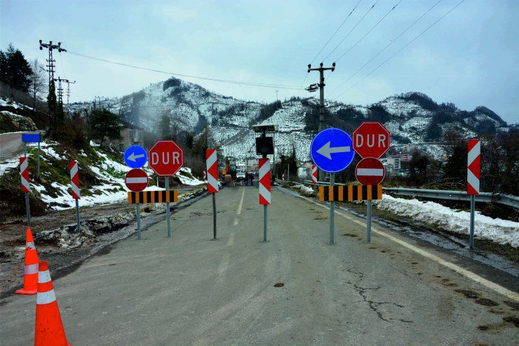 Ordu'da eski sahil yolunda göçük