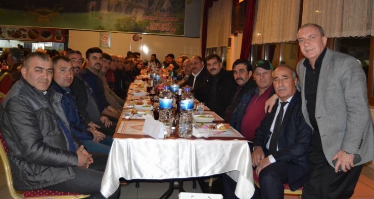 Salihli Emirspor, şampiyonluğunu kutladı