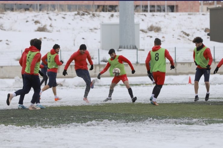 Nevşehir Belediyespor, MODAFEN maçı için hazırlıklarını tamamladı