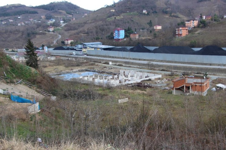 Temeli görkemli bir şekilde atılmıştı ama...