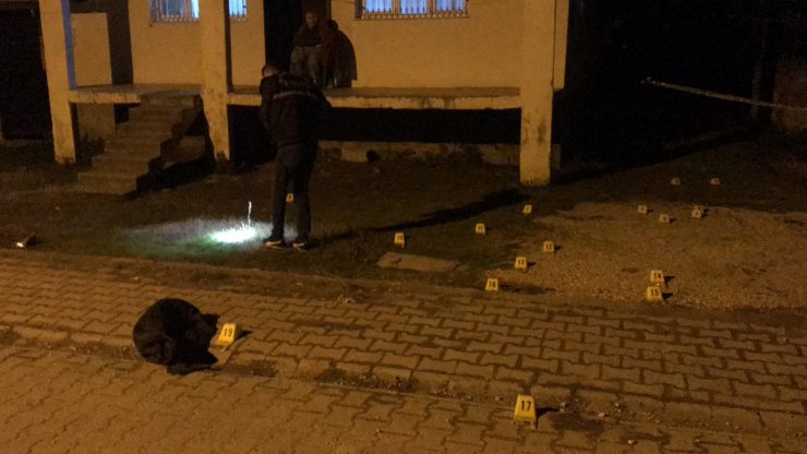 Adana'da iki grup arasında silahlı kavga: 1 ölü, 2 yaralı