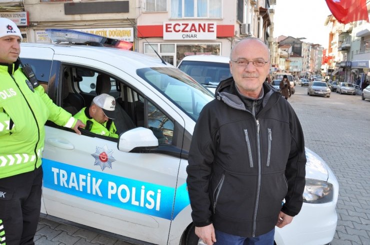 Simav’da emniyet kemeri ve cep telefonu denetimi
