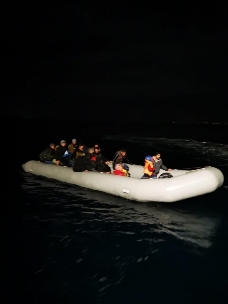 Didim’de 21 düzensiz göçmen yakalandı