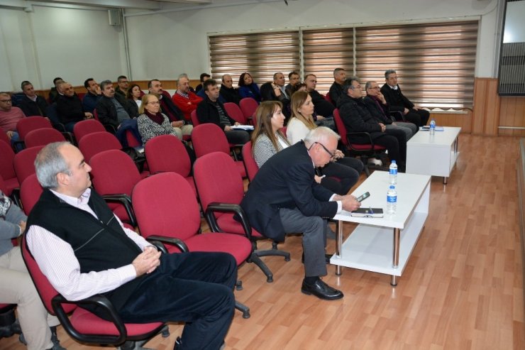 Aydınlı çiftçilere silajlık soya fasulyesi ve mısır tohumu dağıtıldı
