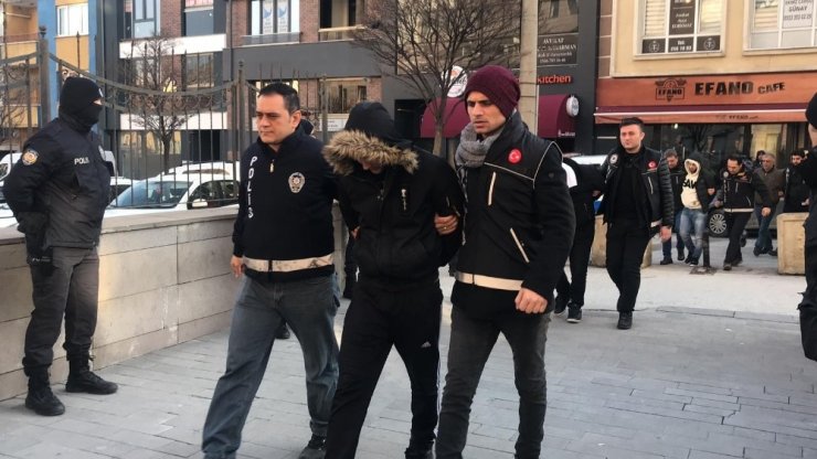 Uyuşturucu satıcılarına büyük darbe