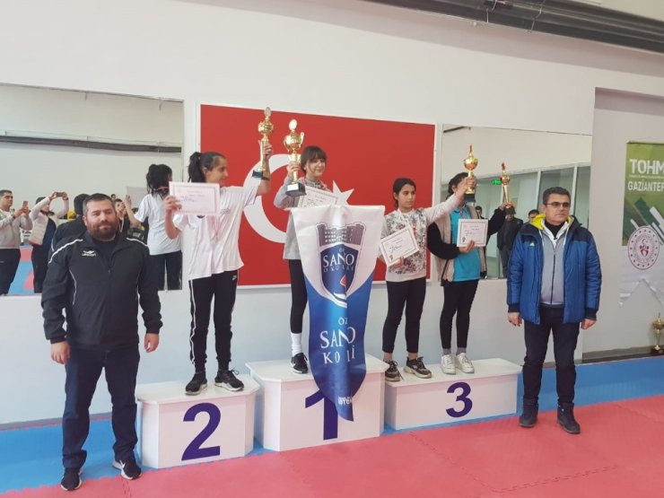 SANKO okulları eskrimde Türkiye finallerine katılacak
