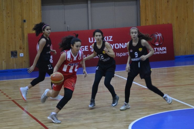 Ispartalı sultanlar şampiyon