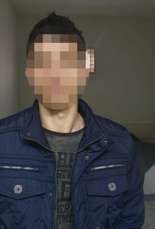 Dört ayrı eve girdiler, çay bile çaldılar
