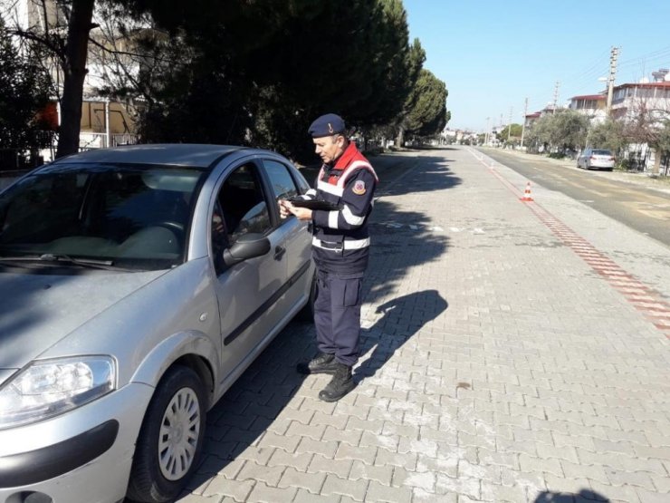 Jandarmadan İzmir genelinde trafik uygulaması