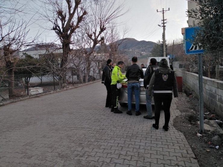 Osmaniye’de hava destekli uyuşturucu operasyonu: 13 gözaltı