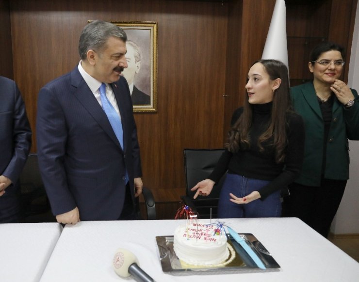Bakan Koca, Şeyma’ya verdiği sözü unutmadı