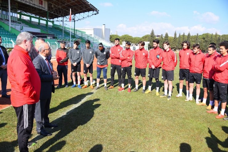 Başkan Kayda’dan, futbolculara tatlı destek
