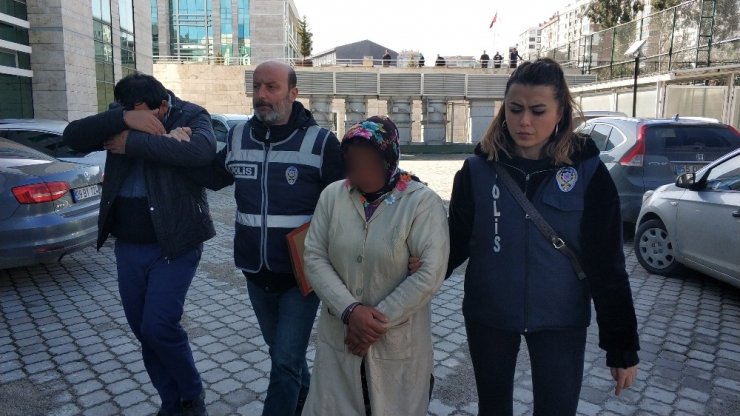 Limandan çıkan kamyonlarından malzeme çalan 4 kişi yaralandı