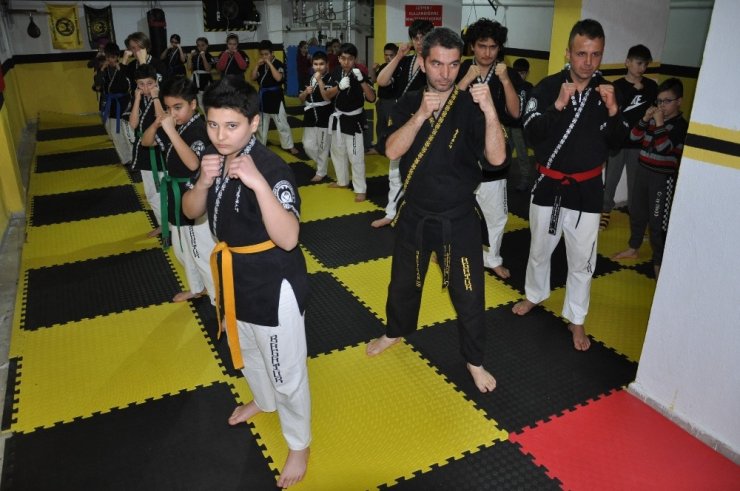 Bagatur Türk Mücadele Sanatı’nın Alpleri şampiyonluk yolunda