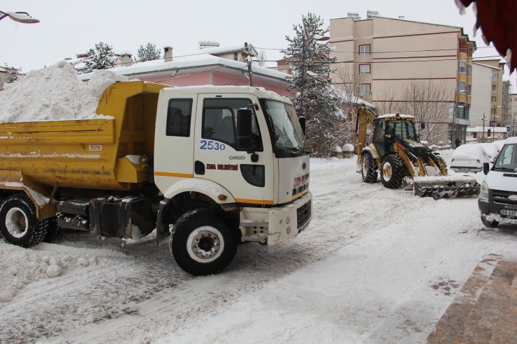 Zara'da karla mücadele