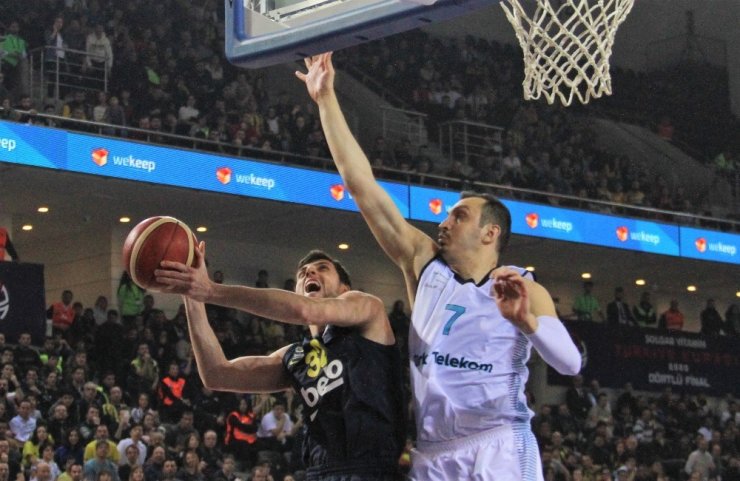 Basketbol Türkiye Kupası: Türk Telekom : 81 - Fenerbahçe Beko : 83