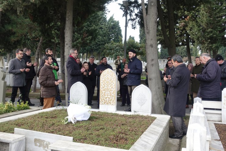 Süheyl Ünver kabri başında anıldı