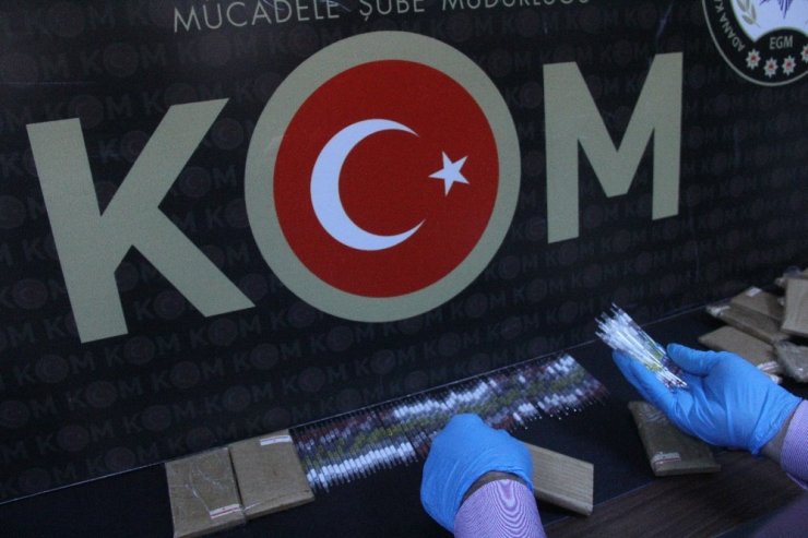 Emlakçıda bulunan 314 tüp kobra zehrine kimse sahip çıkmadı